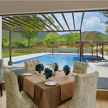 The Hunting Lodge Resort Udaipur - Villas & Pool Dabok 외부 사진