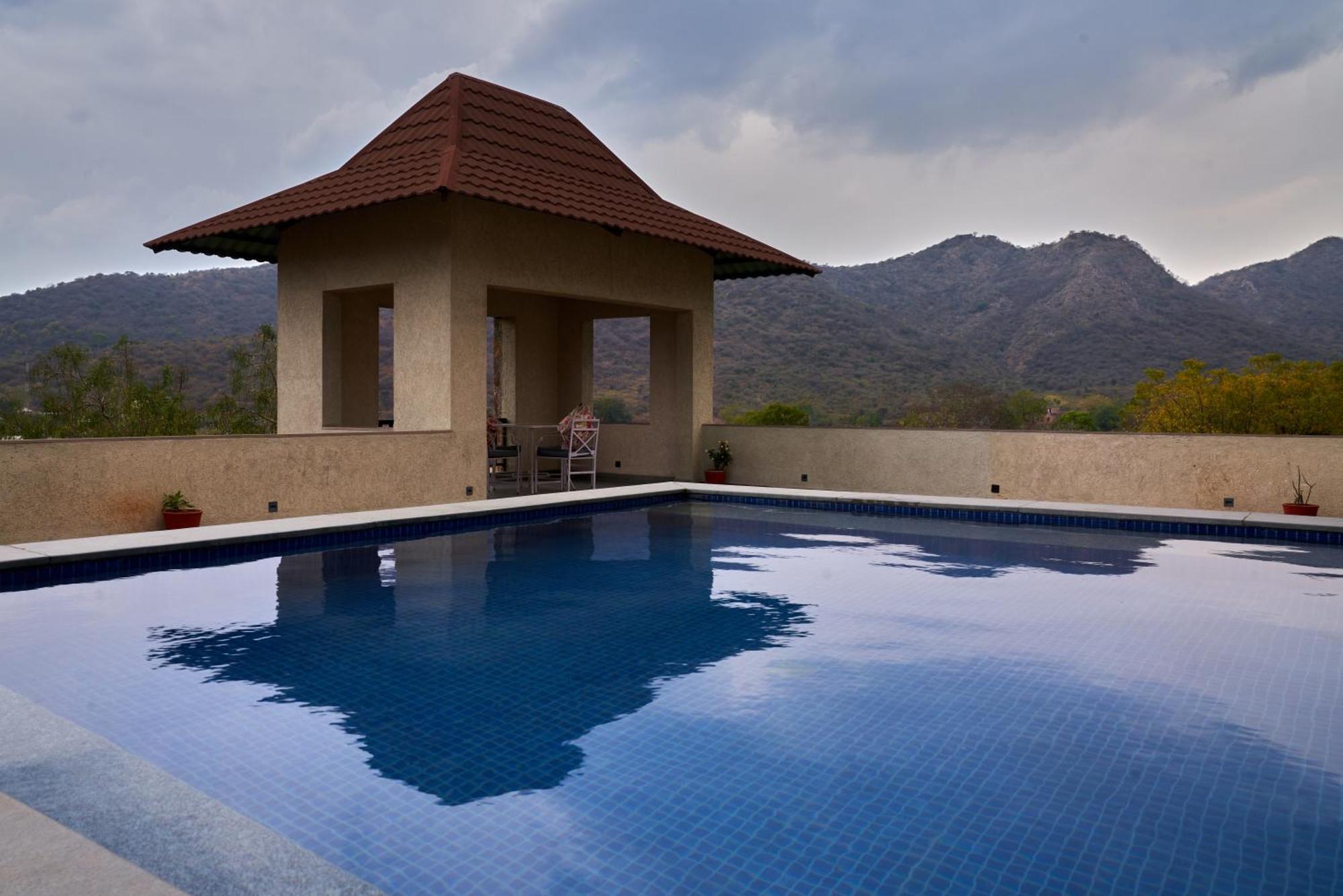 The Hunting Lodge Resort Udaipur - Villas & Pool Dabok 외부 사진