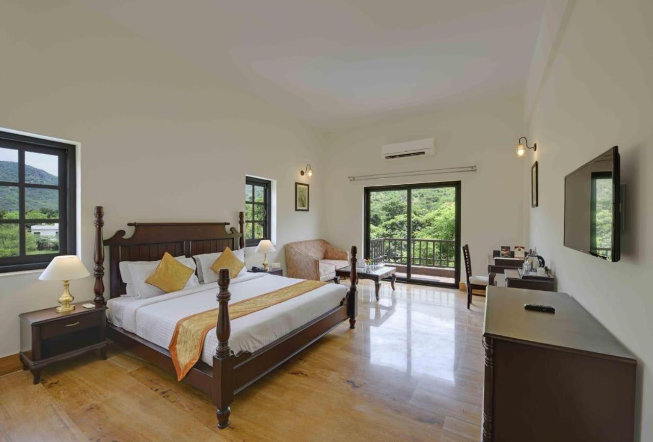 The Hunting Lodge Resort Udaipur - Villas & Pool Dabok 외부 사진